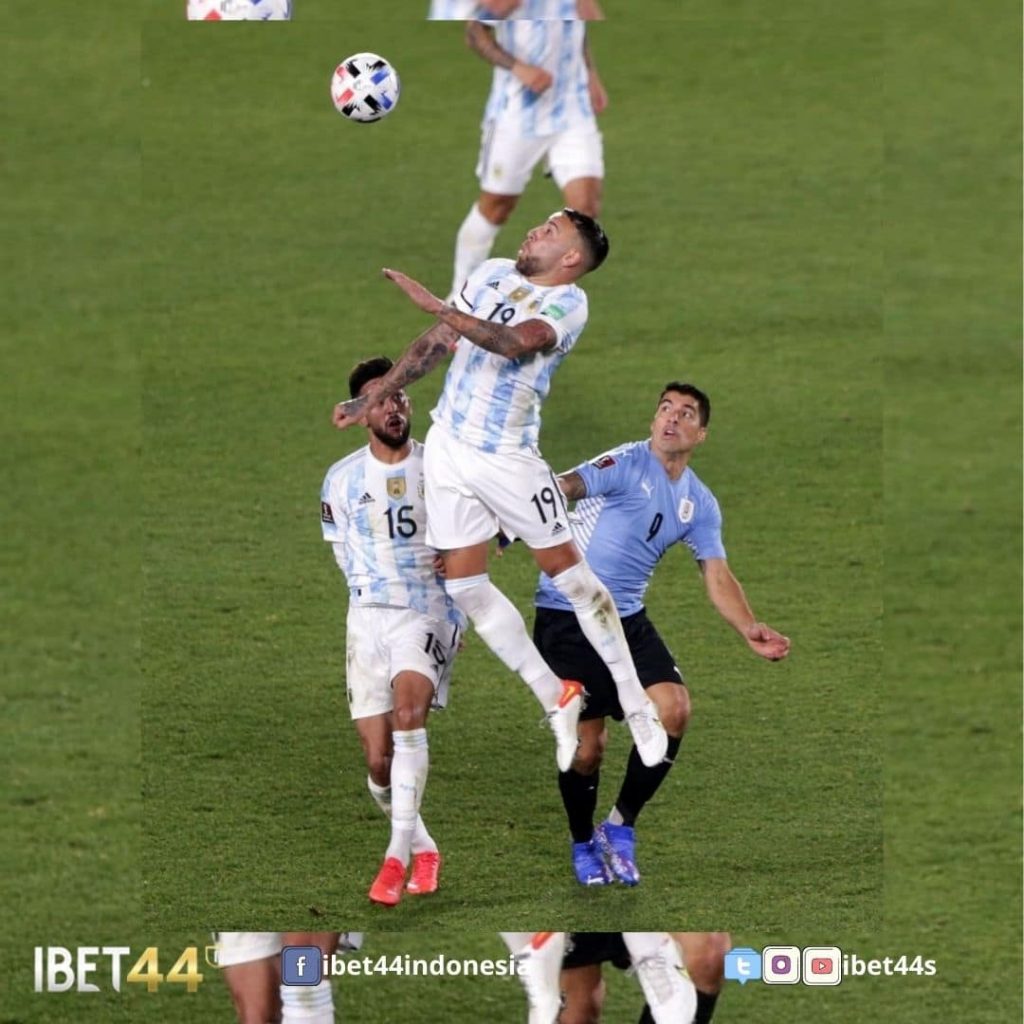 Kualifikasi-PD-Argentina-v-Uruguay-min